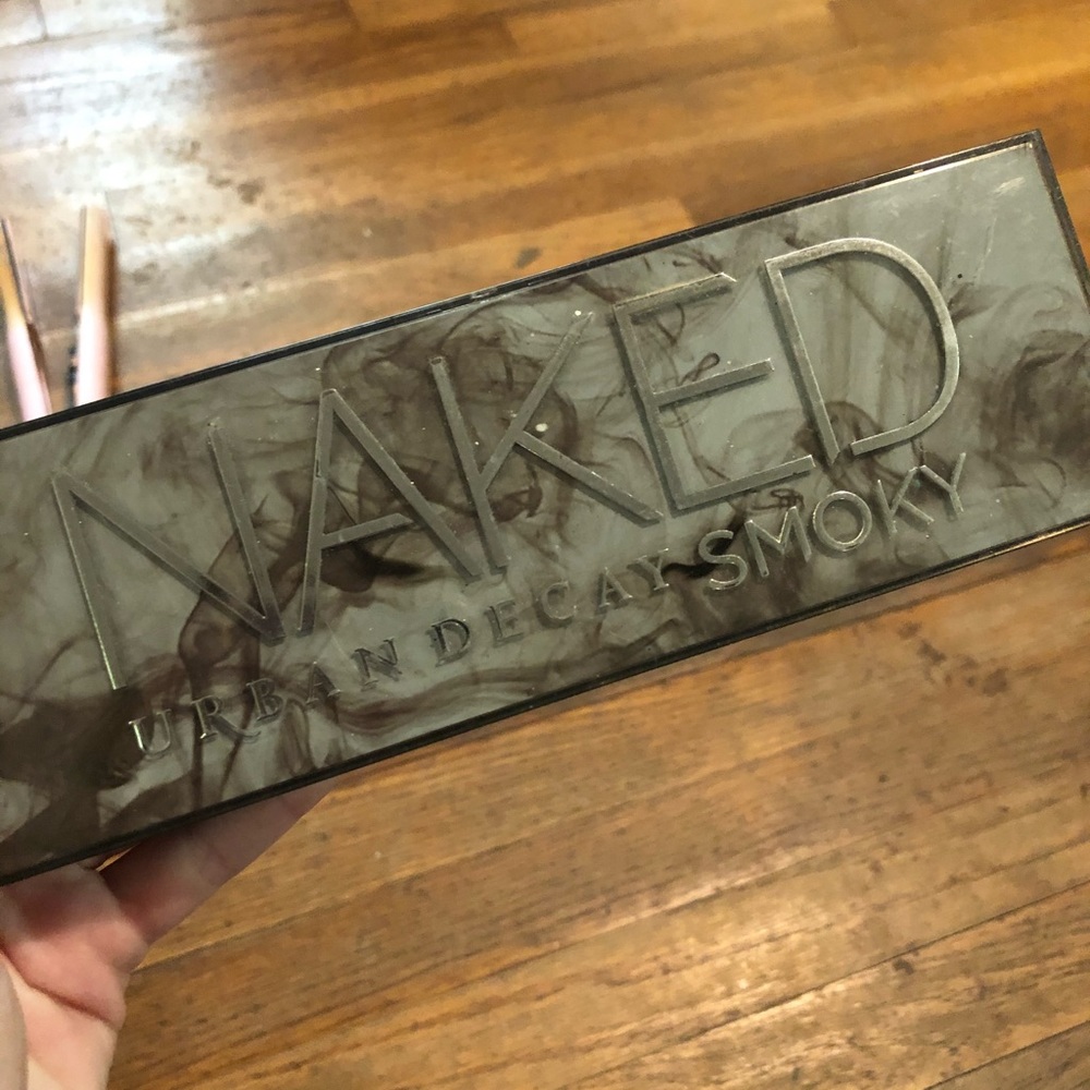 Naked smoky palette